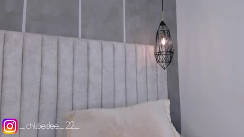 Snapshot of chloe_dee_ chatting on 02/13/25, 01:48 Chloe online show from 02/13/25, 01:48