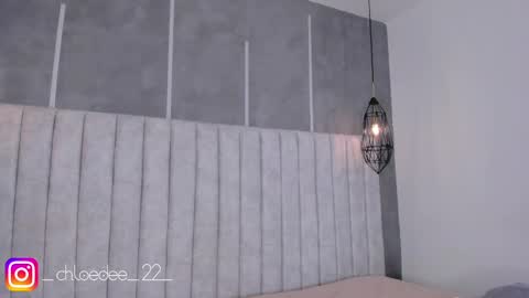 Snapshot of chloe_dee_ chatting on 03/10/25, 05:50 Chloe online show from 03/10/25, 05:50