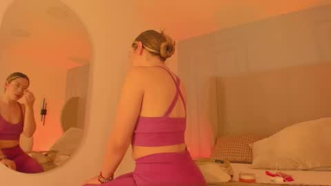 Chloe online show from 03/20/26, 12:32