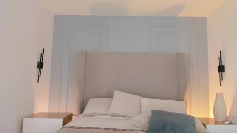 Chloe online show from 04/20/26, 12:30