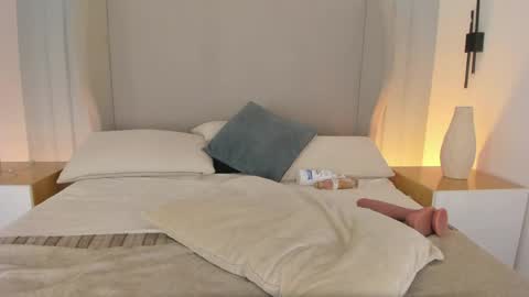 Snapshot of chloe_dee_ chatting on 05/11/26, 02:45 Chloe online show from 05/11/26, 02:45