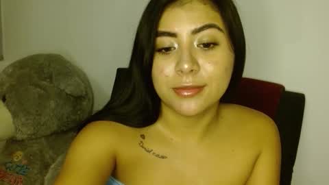 Snapshot of chloe_dolce chatting on 10/03/25, 02:52 chloe_dolce online show from 10/03/25, 02:52