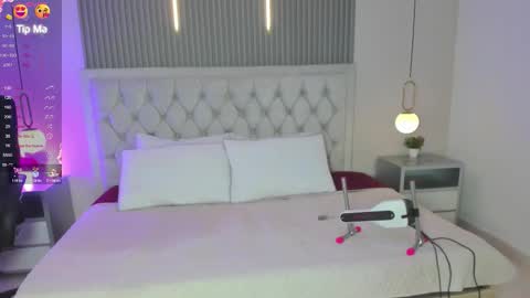 CLHOE  online show from 01/08/26, 09:06