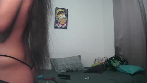 Chloe and Danna online show from 02/04/25, 04:05