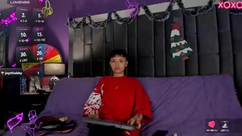 Isabella curly hair - Anastasia short hair  online show from 12/02/24, 03:03