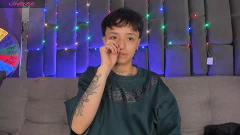 Isabella curly hair - Anastasia short hair  online show from 01/09/25, 06:04