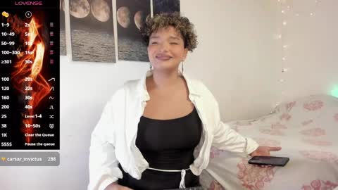 chloe_kisses online show from 06/02/26, 11:23