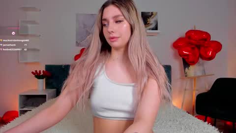 Chloe Lov GTM2 Mon Tue Thu Sat Sun 0400am - 1030m online show from 02/11/25, 04:01