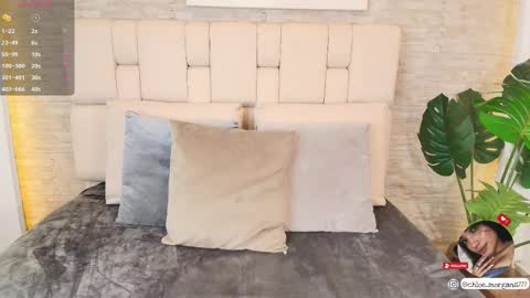 chloe online show from 03/04/25, 07:32