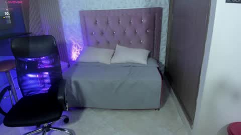 chloe_prg online show from 07/24/26, 05:05