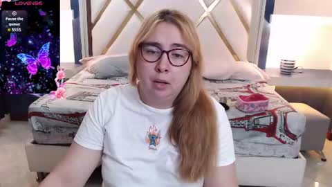 chloe_prg online show from 07/25/26, 03:59