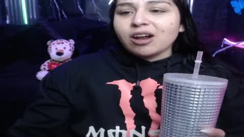 chloe_smith5 online show from 04/06/26, 01:12