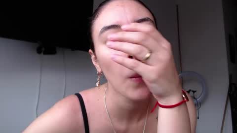 Snapshot of chloe_vahos chatting on 05/21/26, 08:27 Chloe online show from 05/21/26, 08:27