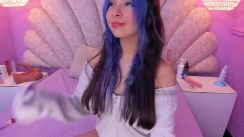   online show from 12/21/24, 08:54