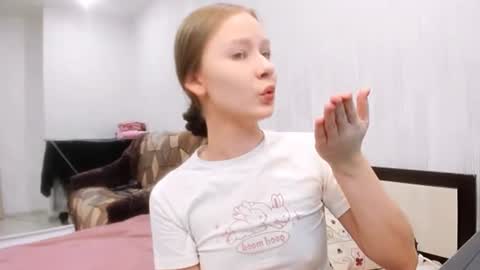 chloe wifey online show from 11/22/25, 11:53