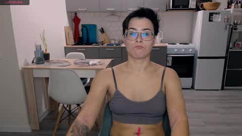 Eva and Sandra online show from 12/02/24, 11:34