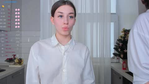 Megan and Jeniffer online show from 01/12/25, 10:02