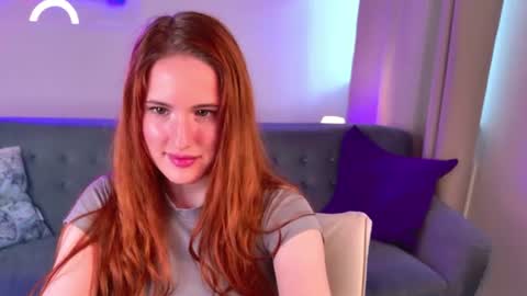 Snapshot of chloeaster chatting on 06/25/26, 01:15 Chloe online show from 06/25/26, 01:15