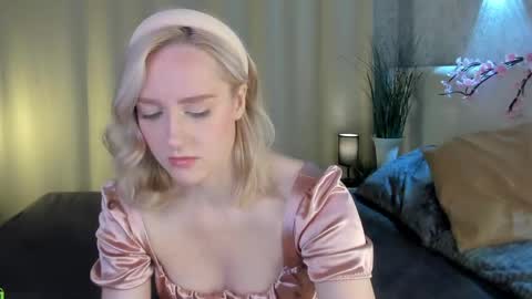 Snapshot of chloedeccker chatting on 05/15/26, 01:45 Chloe Deccker online show from 05/15/26, 01:45