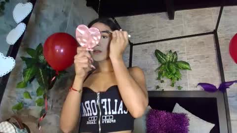 Snapshot of chloee_adams_ chatting on 02/11/26, 12:10 Chloe online show from 02/11/26, 12:10