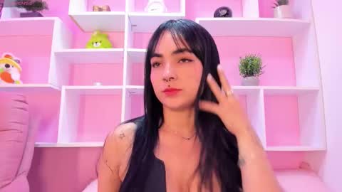 Snapshot of chloeharper1 chatting on 11/29/25, 12:30 Chloe online show from 11/29/25, 12:30