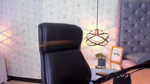  Chloe Harper  online show from 11/01/25, 12:40