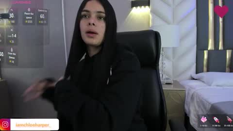 Snapshot of chloeharper_ chatting on 01/15/26, 12:32 Chloe Harper online show from 01/15/26, 12:32