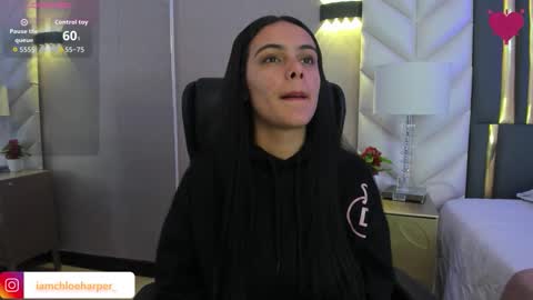 Snapshot of chloeharper_ chatting on 02/17/26, 11:40 Chloe Harper online show from 02/17/26, 11:40