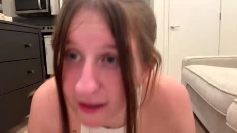 chloejaxxx online show from 10/22/25, 11:48