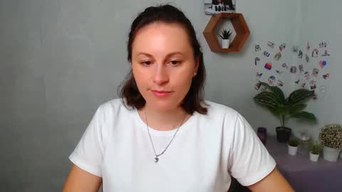 Snapshot of chloejill_ chatting on 09/22/25, 03:41 Chloe online show from 09/22/25, 03:41