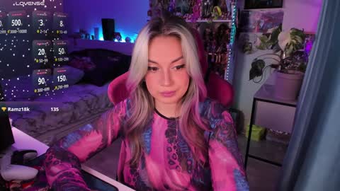 ChloeKohaku online show from 12/06/24, 04:47