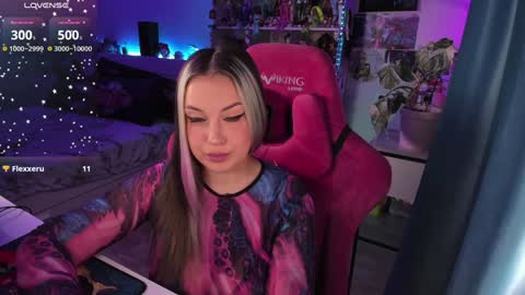 ChloeKohaku online show from 12/18/24, 03:26