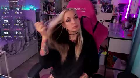 ChloeKohaku online show from 09/23/25, 06:38