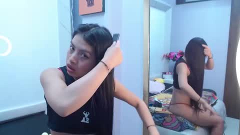 Snapshot of chloemartini_ chatting on 01/22/25, 06:31 ChloeSignup For Free Join my Fan Club online show from 01/22/25, 06:31