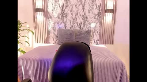 chloemasonn online show from 12/19/25, 11:06