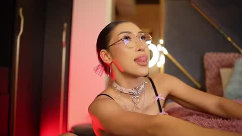 chloemin_ online show from 02/25/26, 03:54