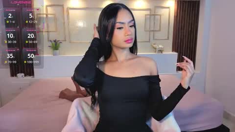 Chloe Moon online show from 09/13/25, 12:05