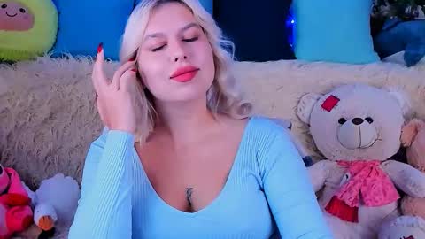 Snapshot of chloericci chatting on 09/11/25, 08:58 ChloeRicci online show from 09/11/25, 08:58