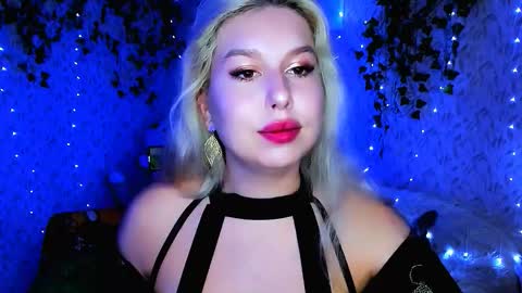 Snapshot of chloericci chatting on 10/14/25, 12:06 ChloeRicci online show from 10/14/25, 12:06