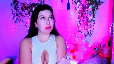 Snapshot of chloericci chatting on 12/13/25, 07:53 ChloeRicci online show from 12/13/25, 07:53