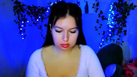 Snapshot of chloericci chatting on 12/18/25, 11:16 ChloeRicci online show from 12/18/25, 11:16