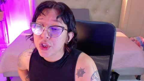 Chloe rosse online show from 04/24/26, 01:30