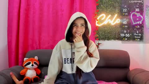 Snapshot of chloesmithx__ chatting on 01/09/25, 03:36 Chloe online show from 01/09/25, 03:36