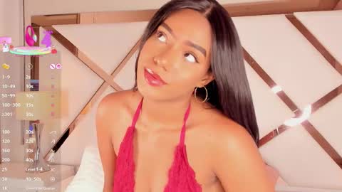 CHLOE  online show from 10/02/25, 08:49