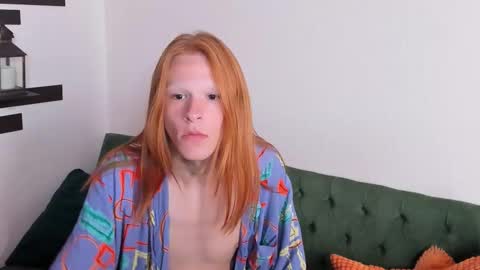 Chloe online show from 09/22/25, 09:22