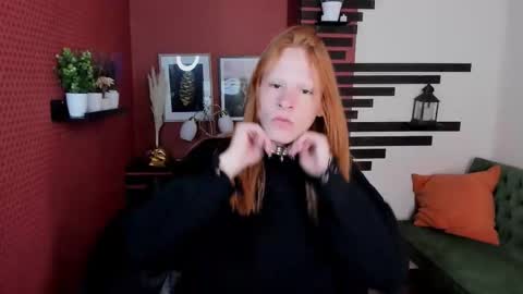 Chloe online show from 10/02/25, 10:44