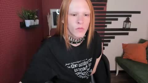 Chloe online show from 10/03/25, 10:23