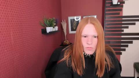 Chloe online show from 10/07/25, 09:28