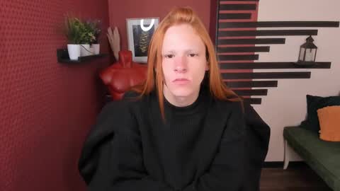 Chloe online show from 10/12/25, 11:42