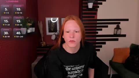 Chloe online show from 10/17/25, 11:46